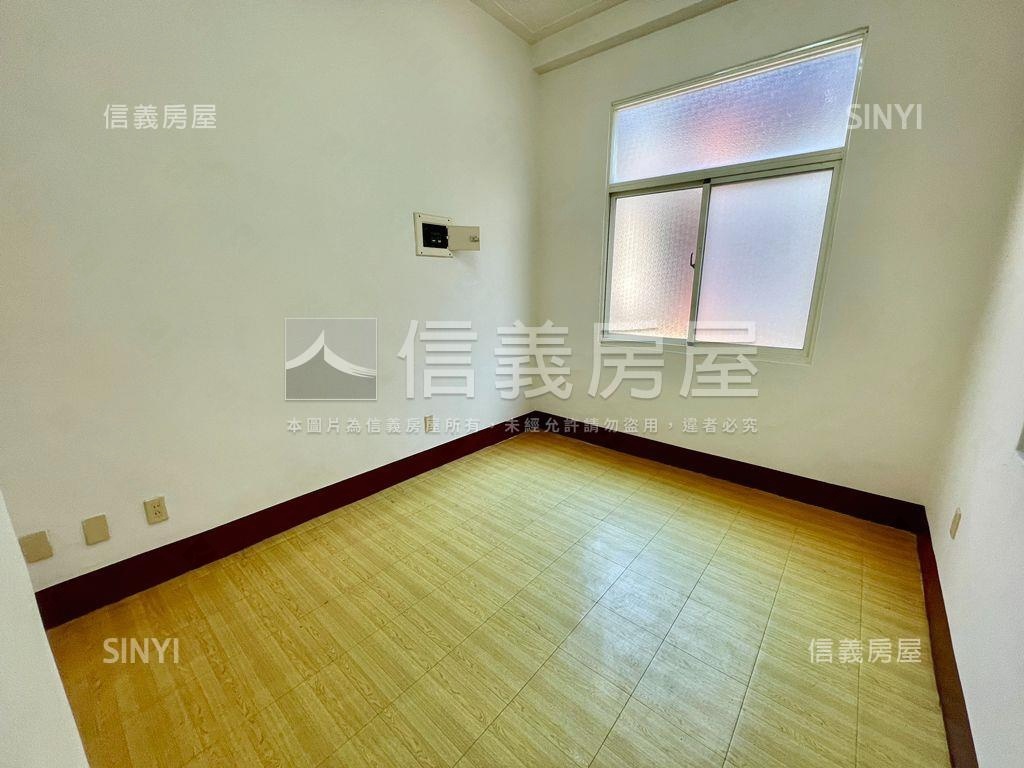 文化中心面寬車墅房屋室內格局與周邊環境