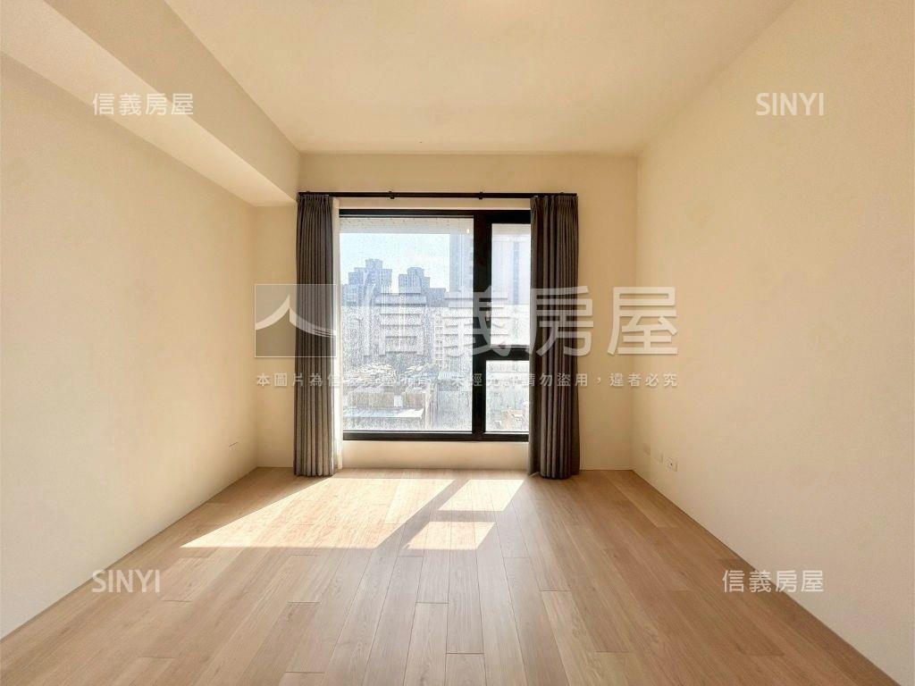 高鐵大硯九＋１美感大三房房屋室內格局與周邊環境