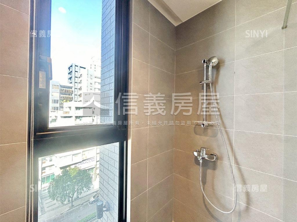 高鐵大硯九＋１美感大三房房屋室內格局與周邊環境