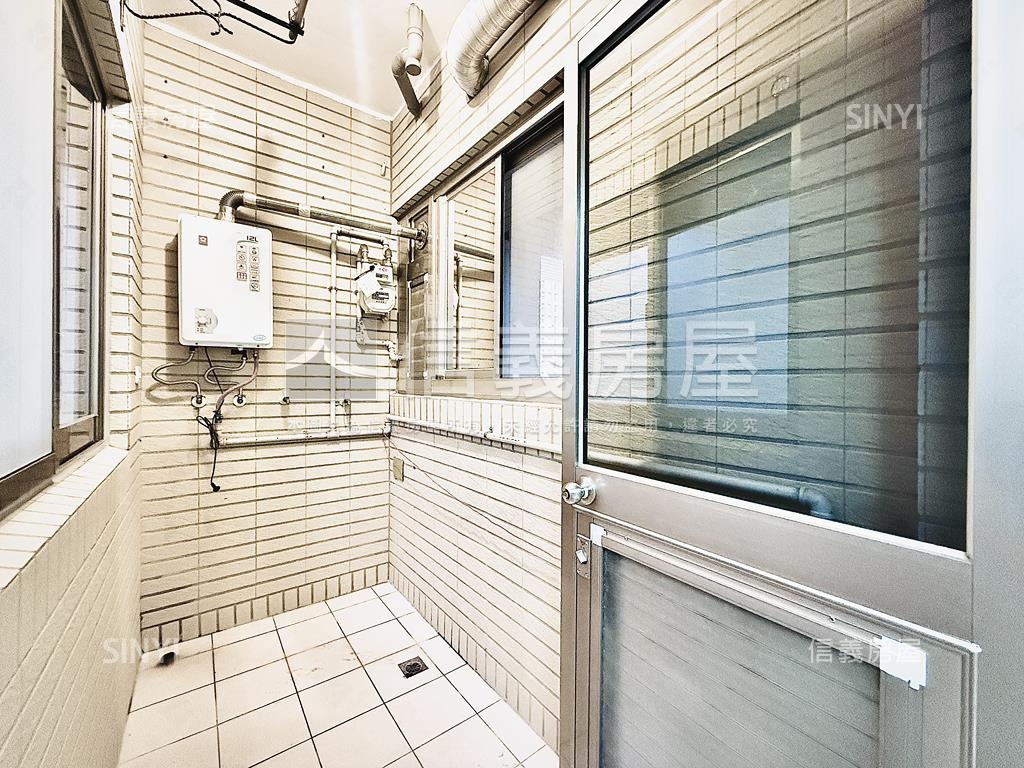 【灣頂】稀有三房＋車位房屋室內格局與周邊環境