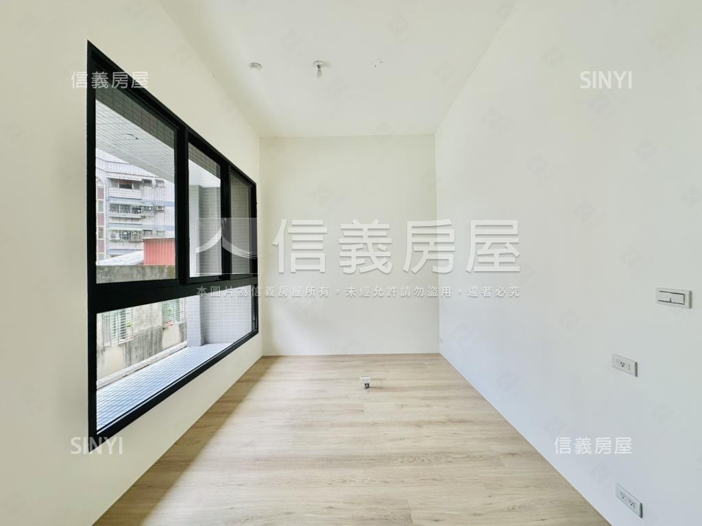 松下雲品事務所大空間房屋室內格局與周邊環境