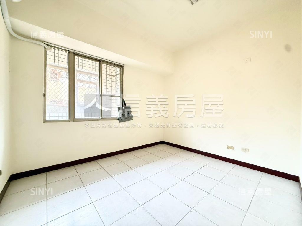 中國醫｜衛道名廈四房車位房屋室內格局與周邊環境