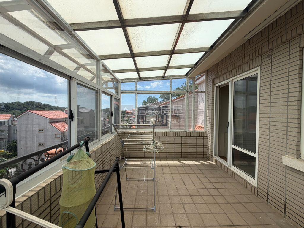 新竹近台積電華邦別墅美屋房屋室內格局與周邊環境