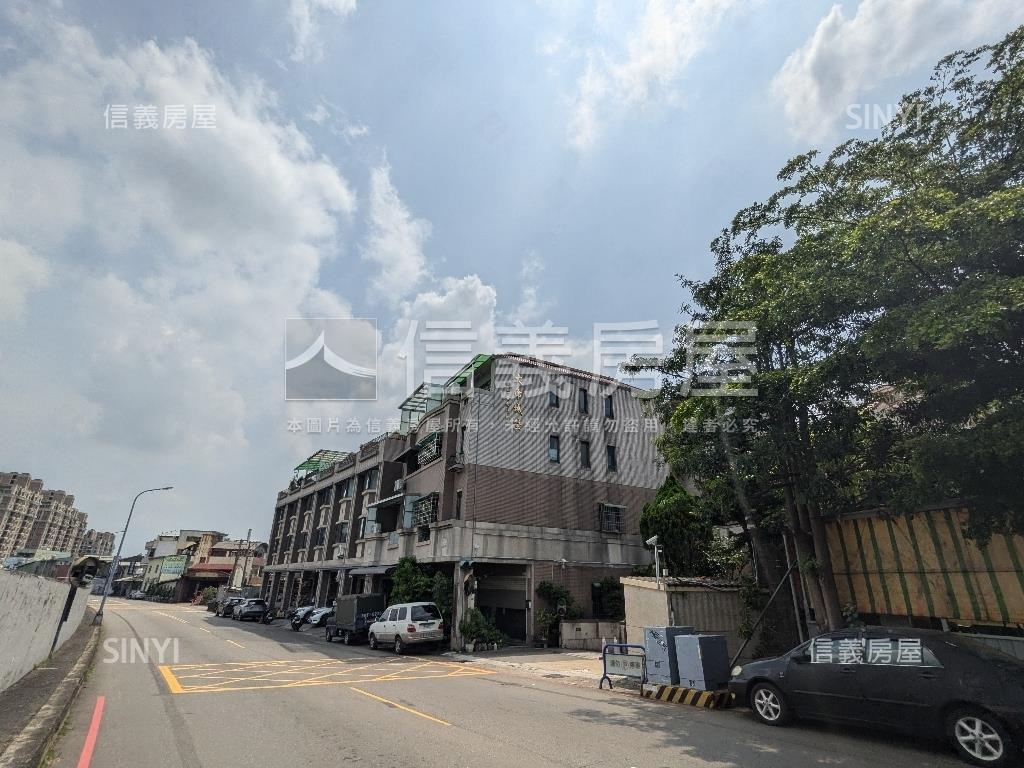 大帝城堡臨路別墅房屋室內格局與周邊環境