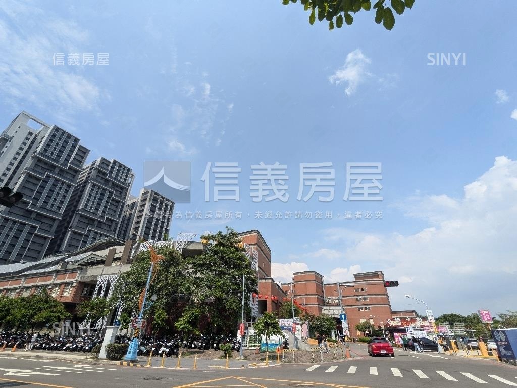 大帝城堡臨路別墅房屋室內格局與周邊環境