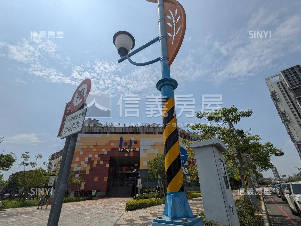 大帝城堡臨路別墅房屋室內格局與周邊環境
