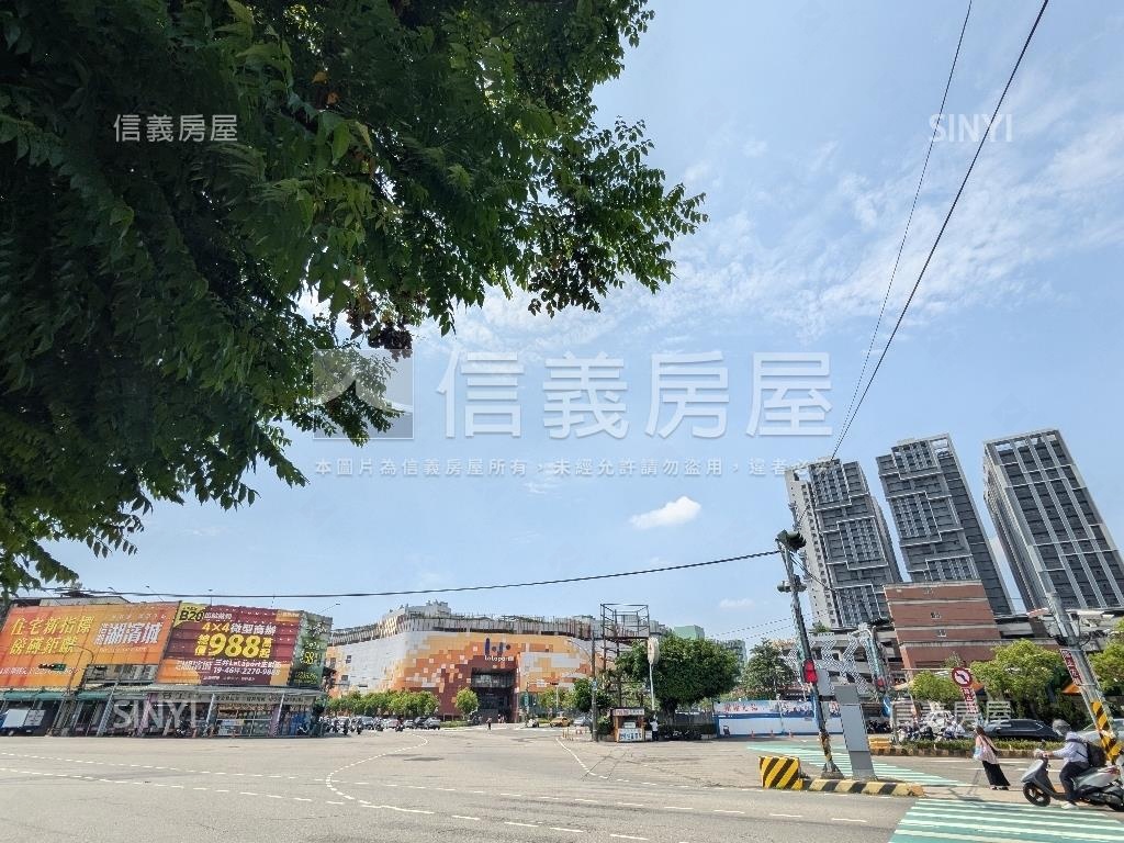 大帝城堡臨路別墅房屋室內格局與周邊環境