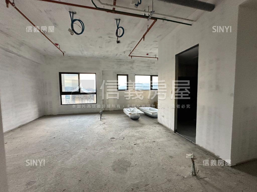 帝景河岸毛胚ＳＲＣ大戶房屋室內格局與周邊環境