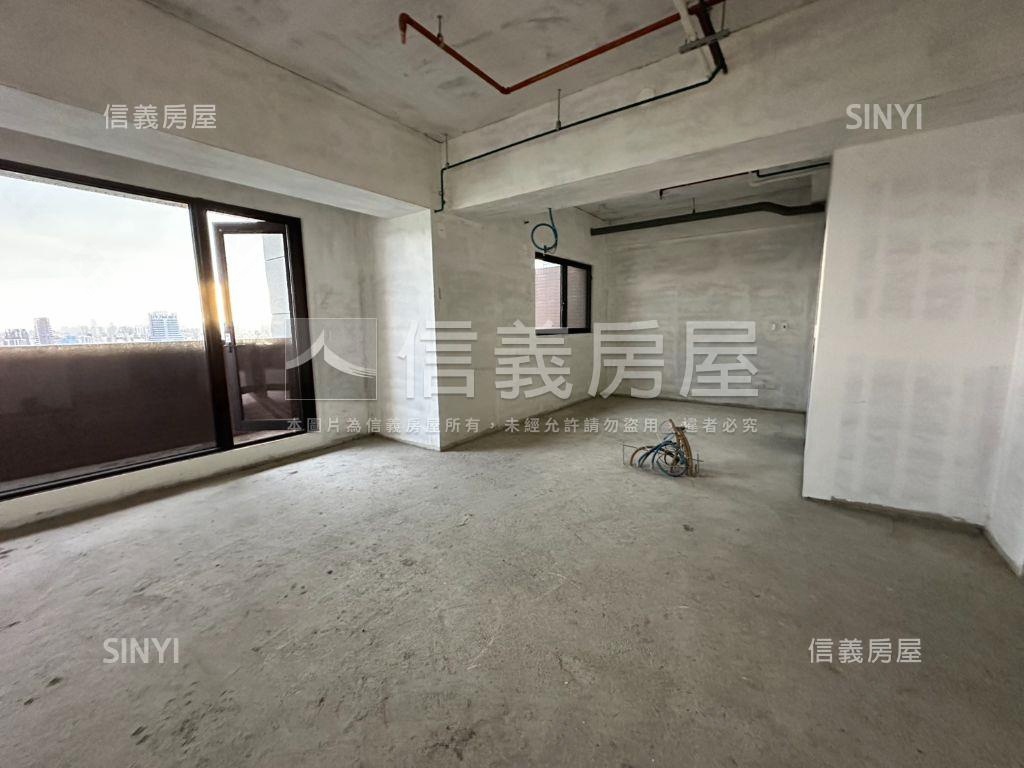 帝景河岸毛胚ＳＲＣ大戶房屋室內格局與周邊環境