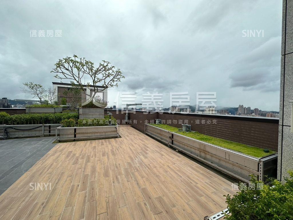 帝景河岸毛胚ＳＲＣ大戶房屋室內格局與周邊環境