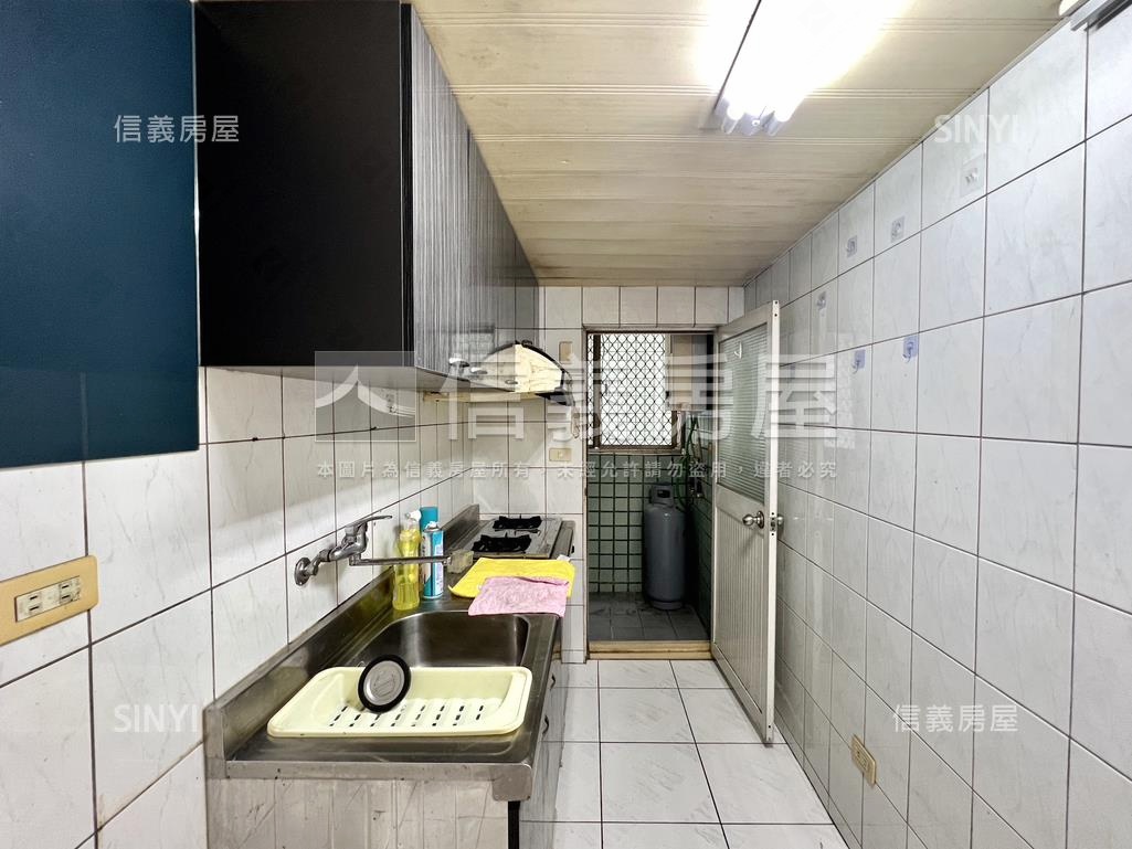 仁德園中園｜次頂樓景觀戶房屋室內格局與周邊環境