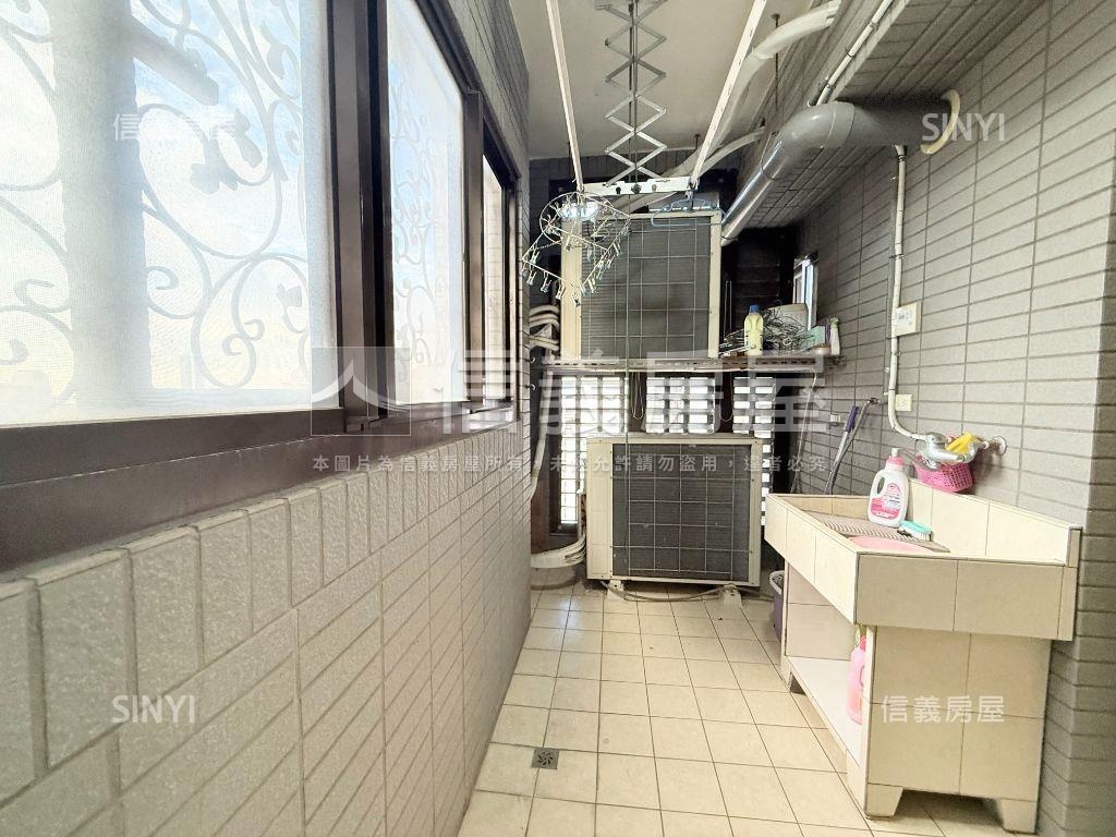 高樓層君璽美景盡收眼底房屋室內格局與周邊環境