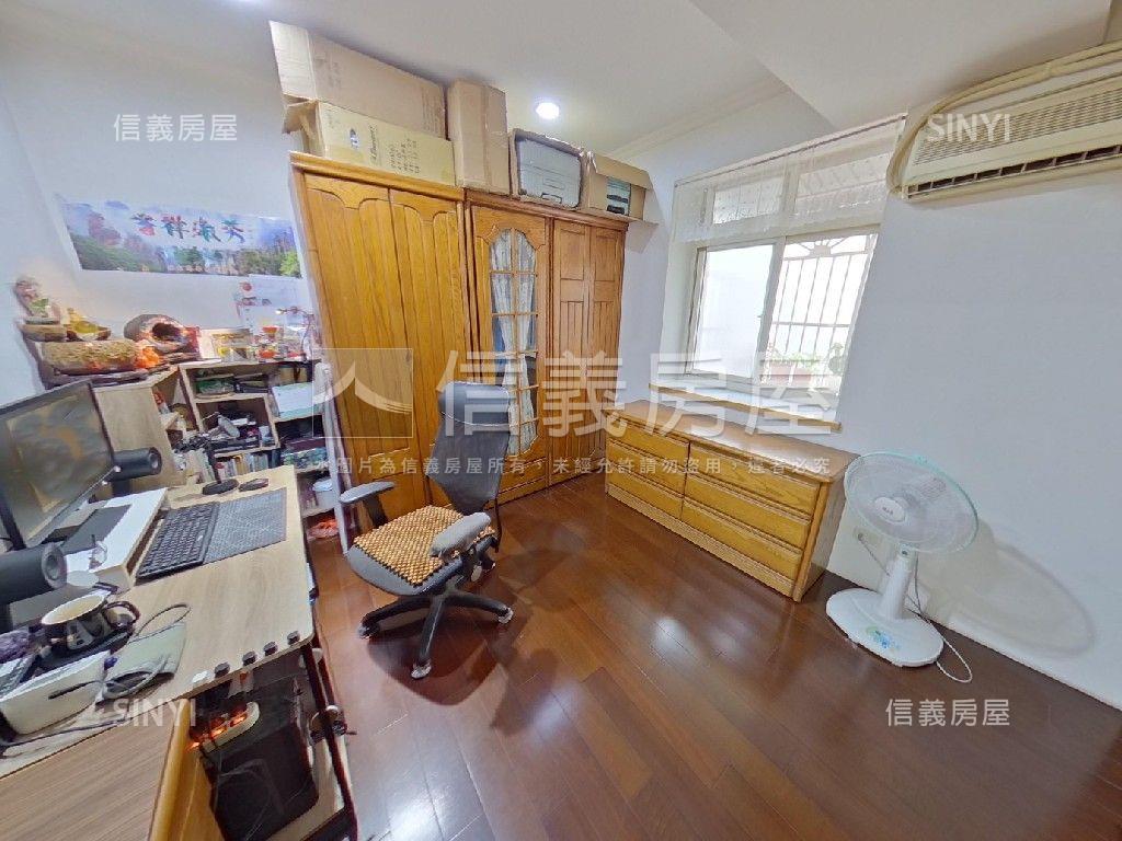 專任。板橋篤行路美寓房屋室內格局與周邊環境