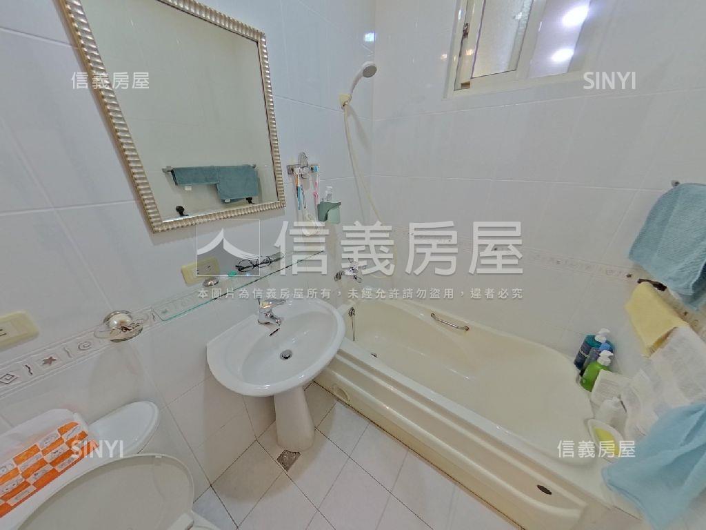 專任。板橋篤行路美寓房屋室內格局與周邊環境