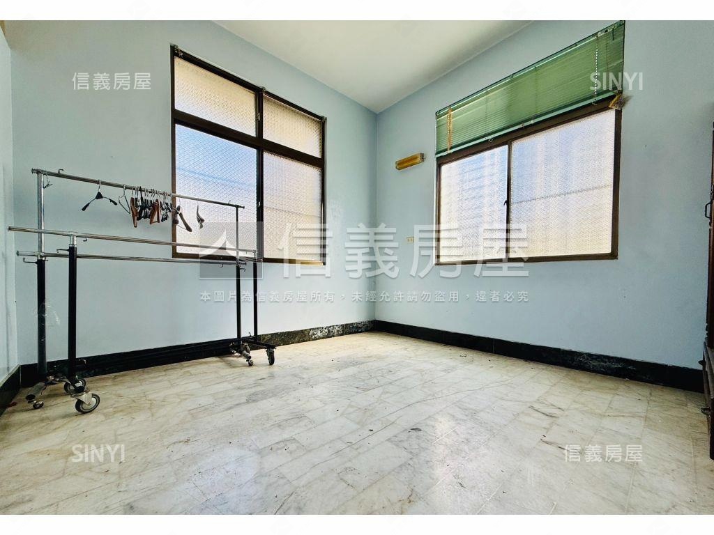 北區大武街｜邊間角窗透天房屋室內格局與周邊環境