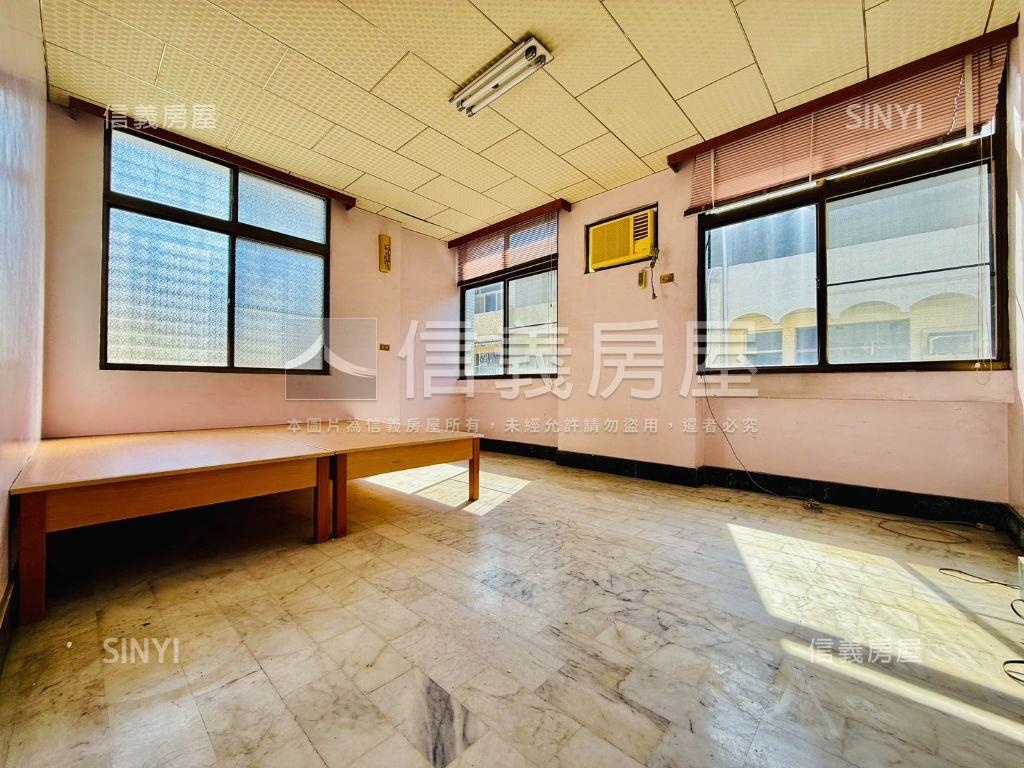 北區大武街｜邊間角窗透天房屋室內格局與周邊環境