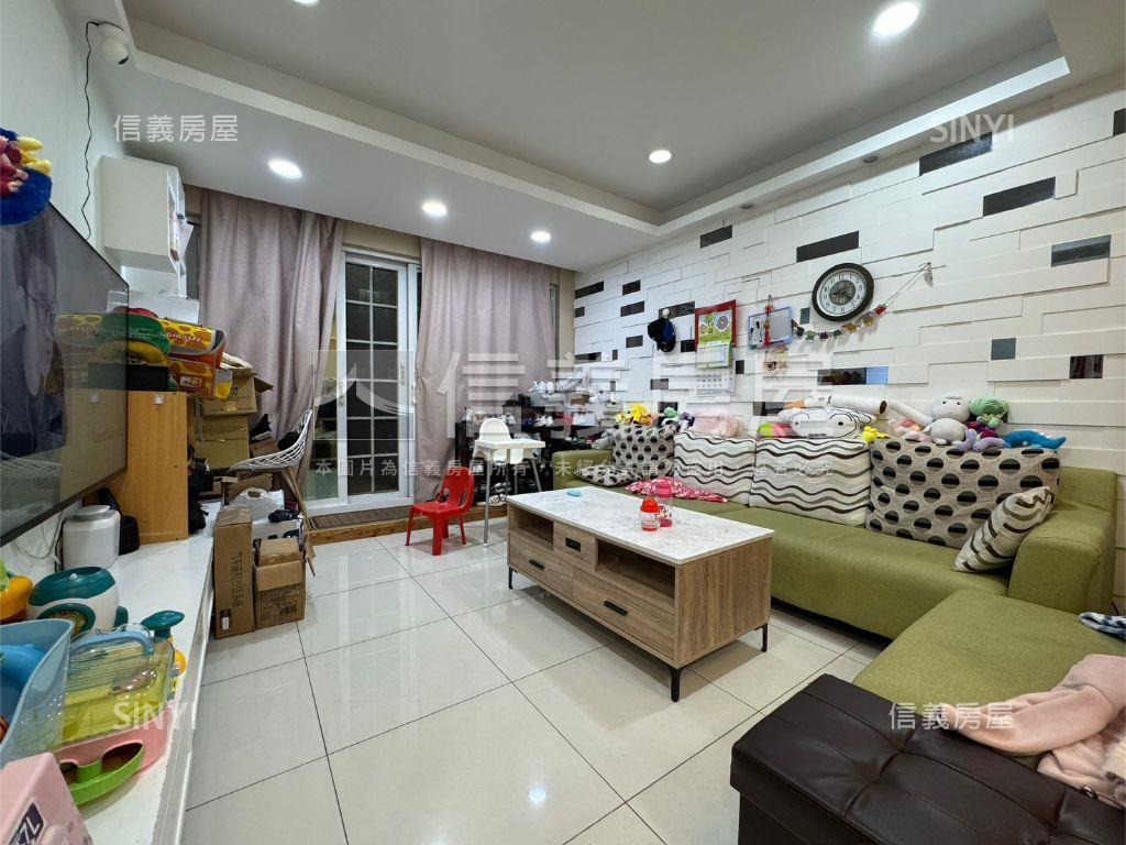 幸福裝潢一樓三房雙衛浴房屋室內格局與周邊環境