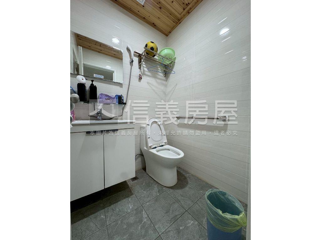 幸福裝潢一樓三房雙衛浴房屋室內格局與周邊環境