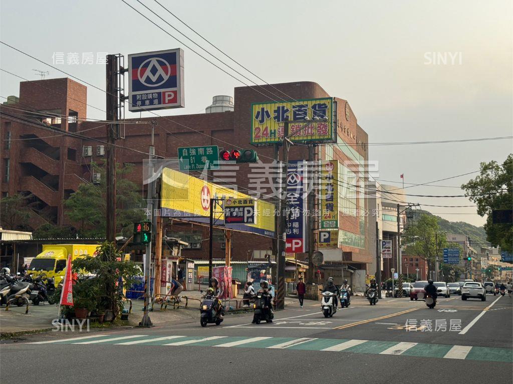 幸福裝潢一樓三房雙衛浴房屋室內格局與周邊環境