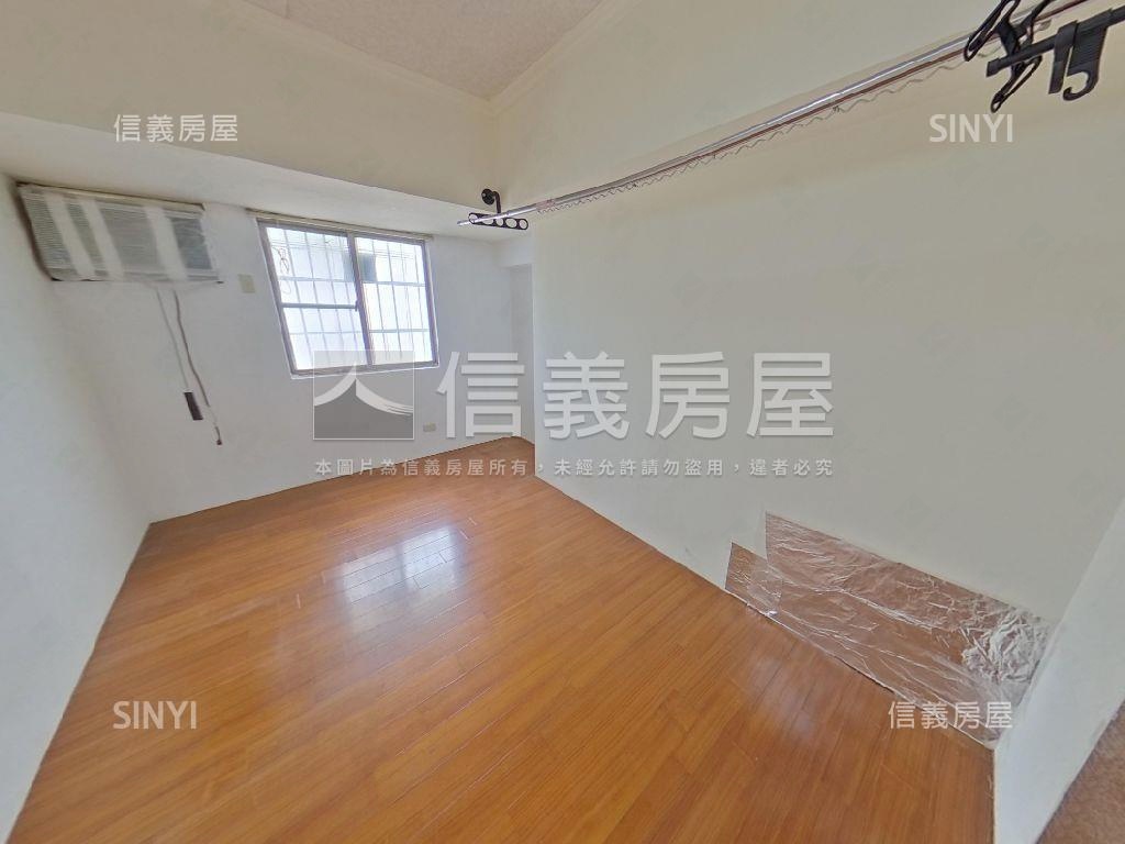 店長推薦中興商圈三房車位房屋室內格局與周邊環境