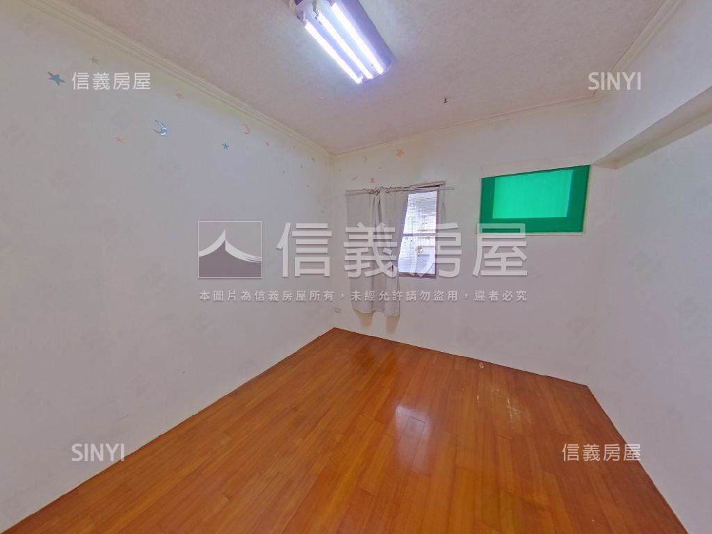 店長推薦中興商圈三房車位房屋室內格局與周邊環境