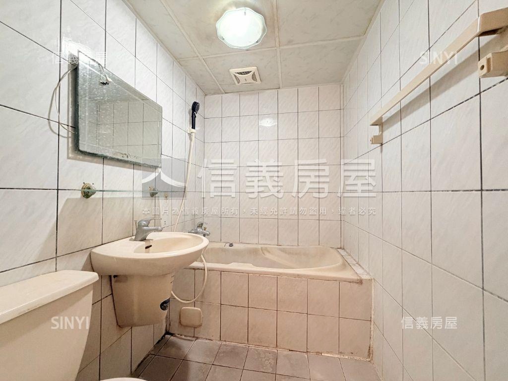 五甲商圈好成家亮三房房屋室內格局與周邊環境