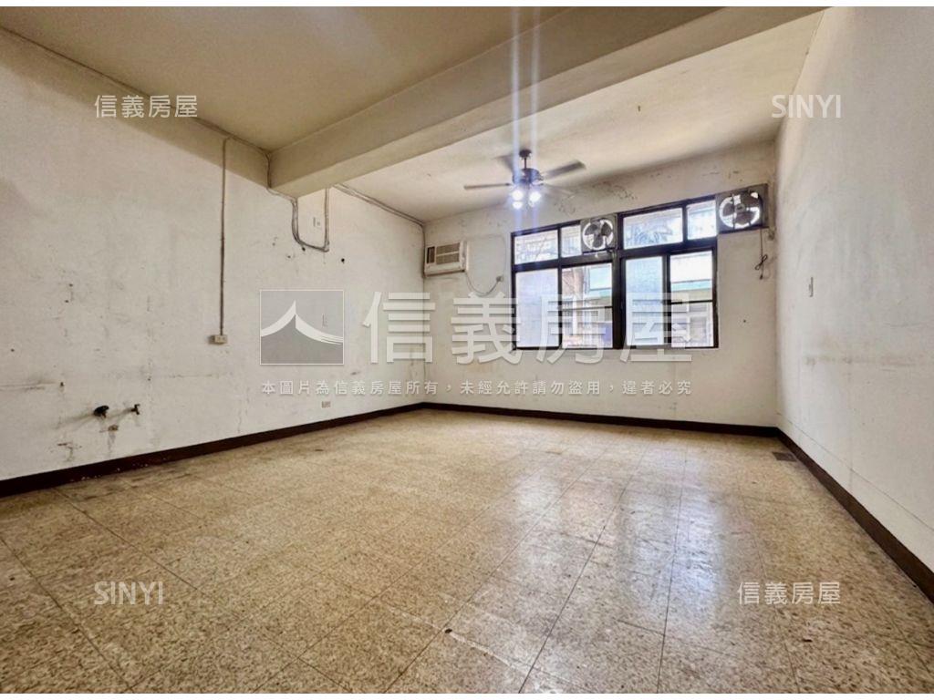 重慶金鑽雙效稀有透天房屋室內格局與周邊環境