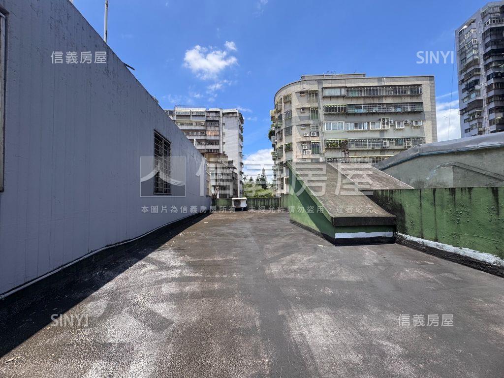 重慶金鑽雙效稀有透天房屋室內格局與周邊環境