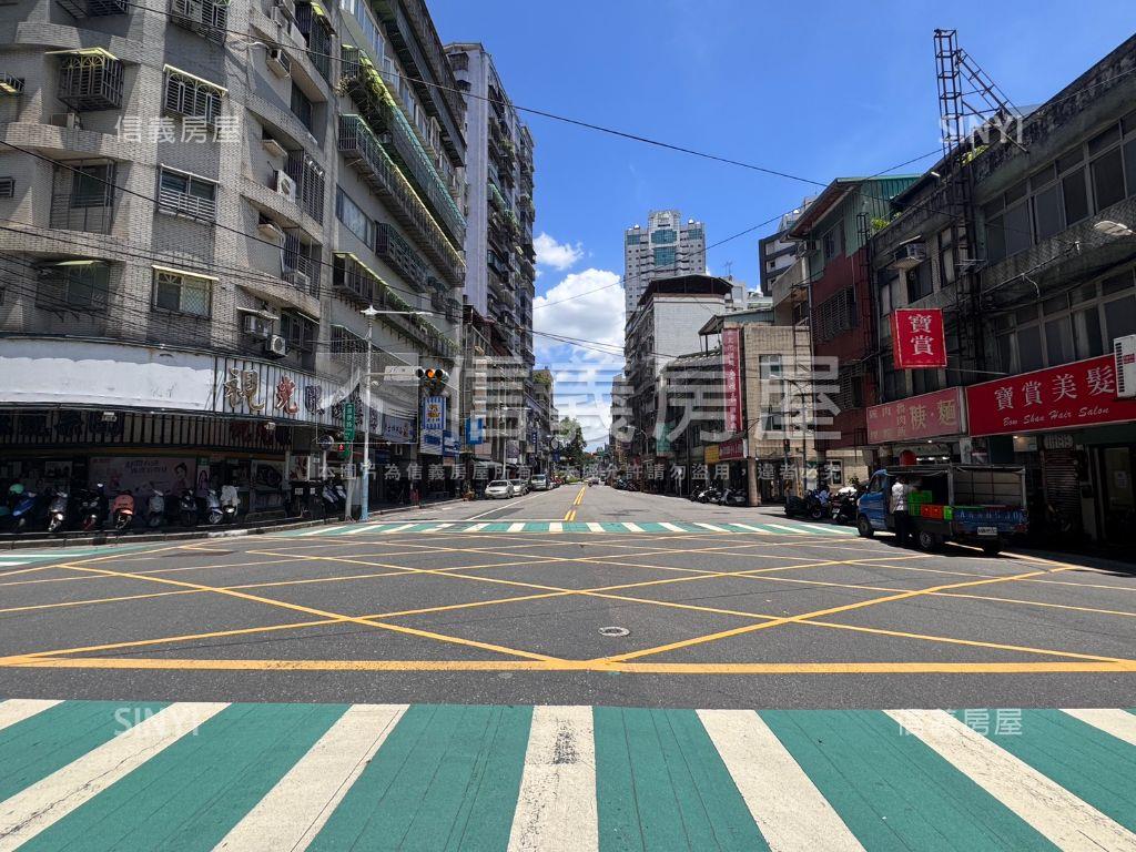 重慶金鑽雙效稀有透天房屋室內格局與周邊環境