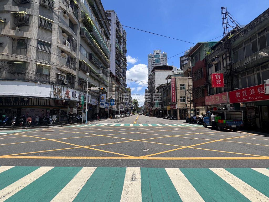 重慶＜整棟＞金鑽稀有透天房屋室內格局與周邊環境