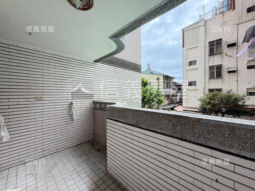 近興大◆裝潢１－３Ｆ樓店房屋室內格局與周邊環境