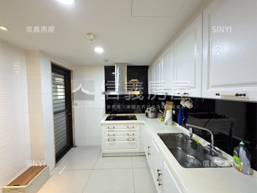 藝文力璞悅月館三房雙車位房屋室內格局與周邊環境