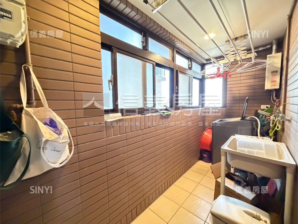 藝文力璞悅月館三房雙車位房屋室內格局與周邊環境