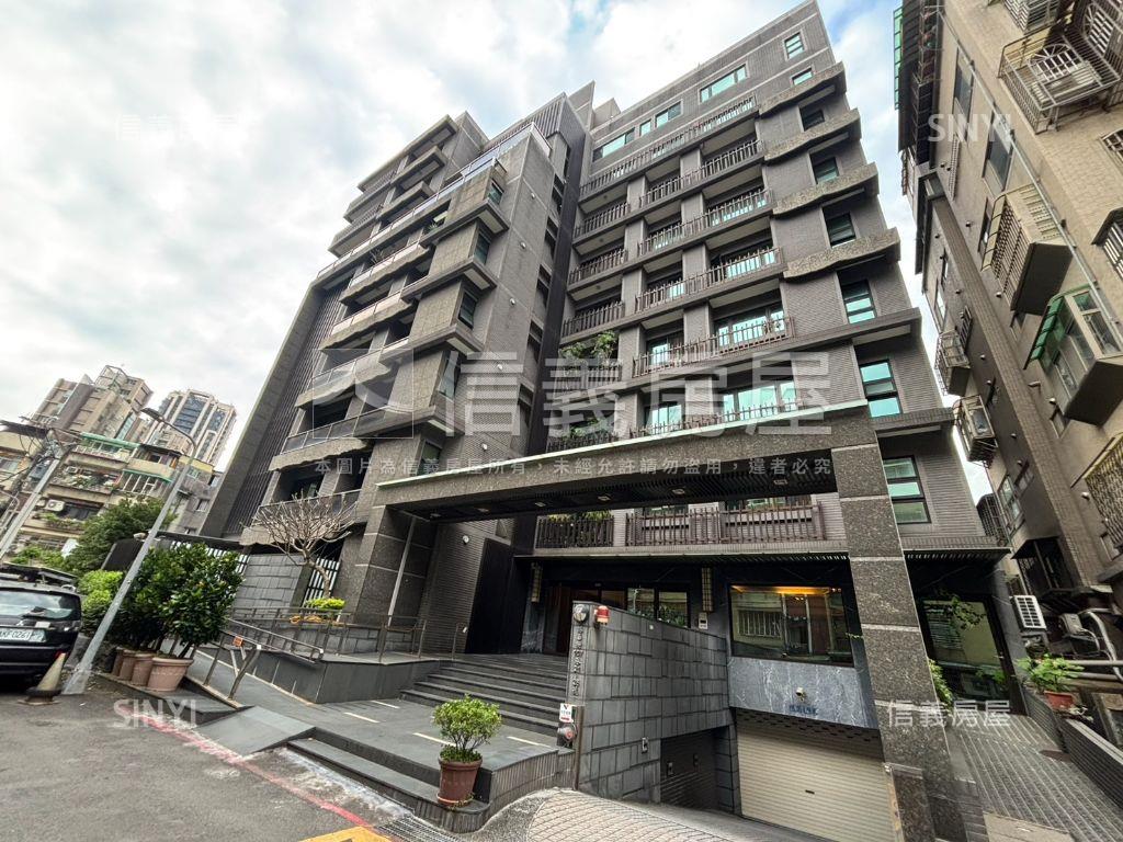 麗山美妝雙主臥雙車位房屋室內格局與周邊環境