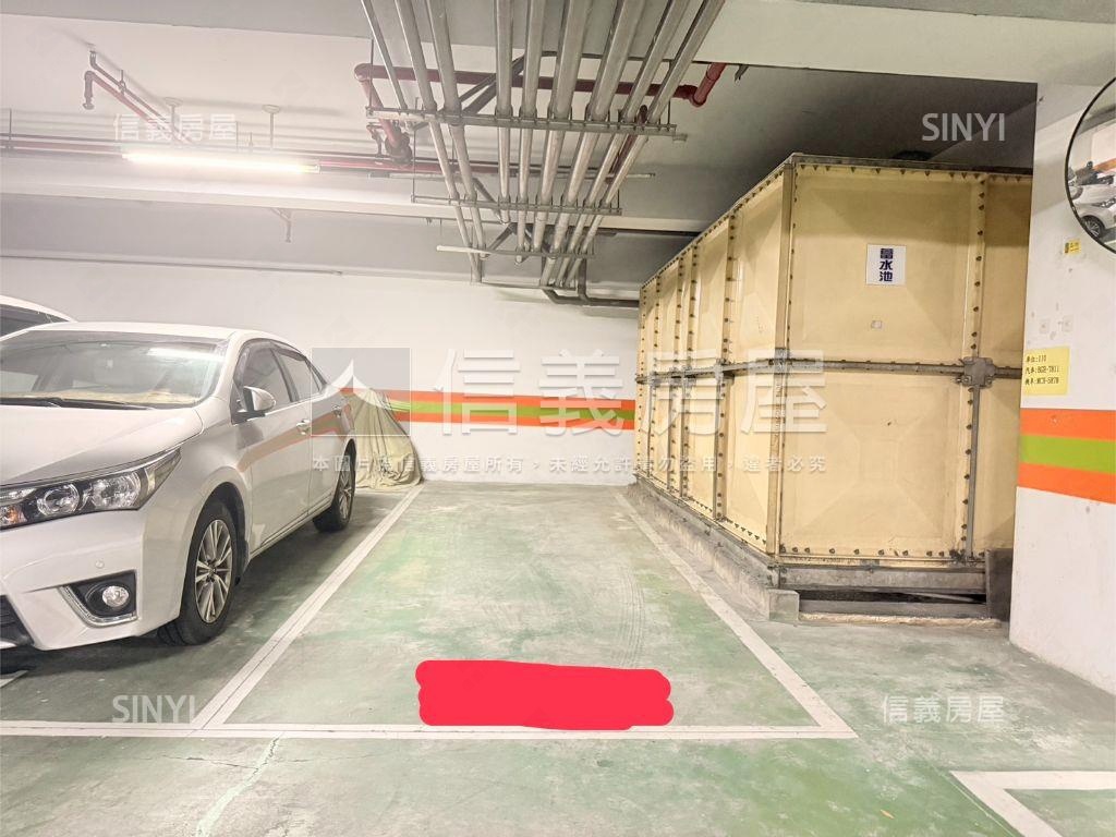 群英會高樓平面車位房屋室內格局與周邊環境
