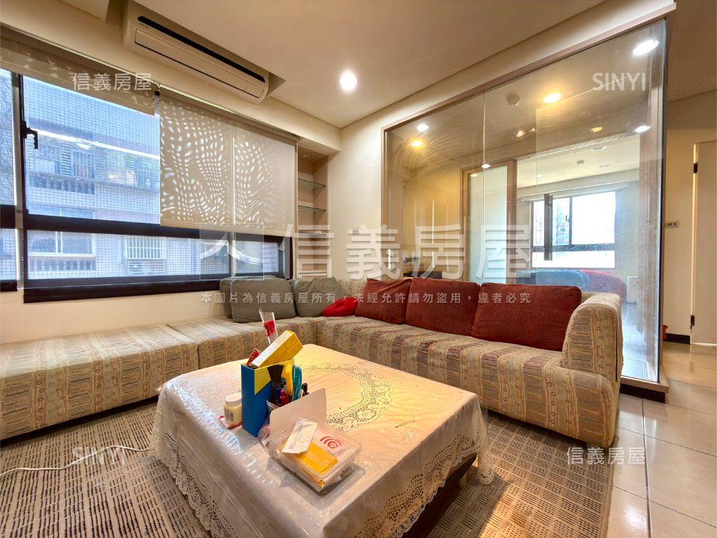 尊爵會館溫馨採光兩房房屋室內格局與周邊環境