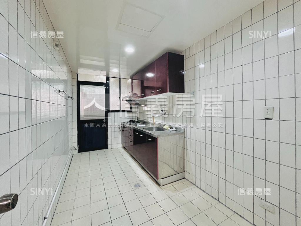 近北醫有管理的公寓景觀棒房屋室內格局與周邊環境