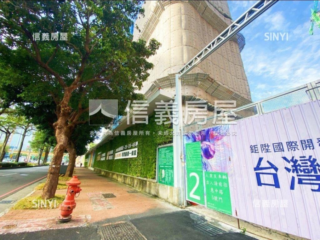 台灣隱賦超稀有面市府兩房房屋室內格局與周邊環境