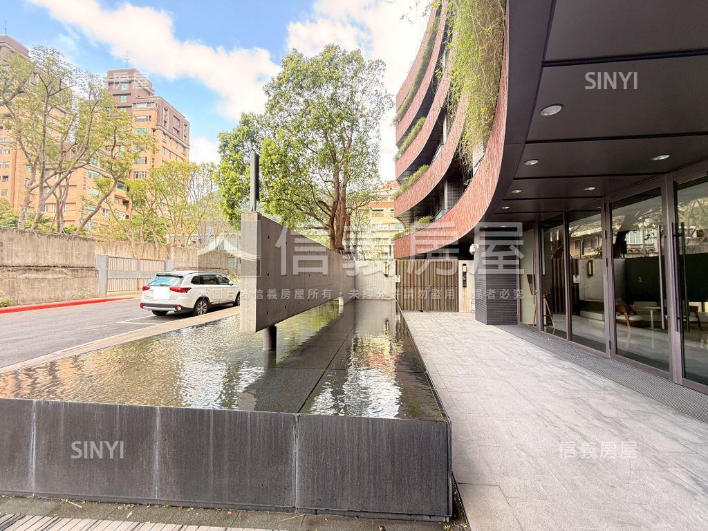 富山居－厝王景觀樓中樓房屋室內格局與周邊環境