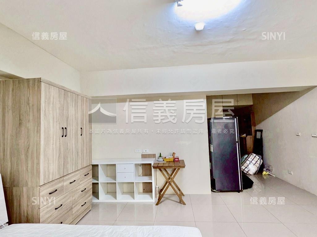 Ｏ４捷運有陽台的精美套房房屋室內格局與周邊環境