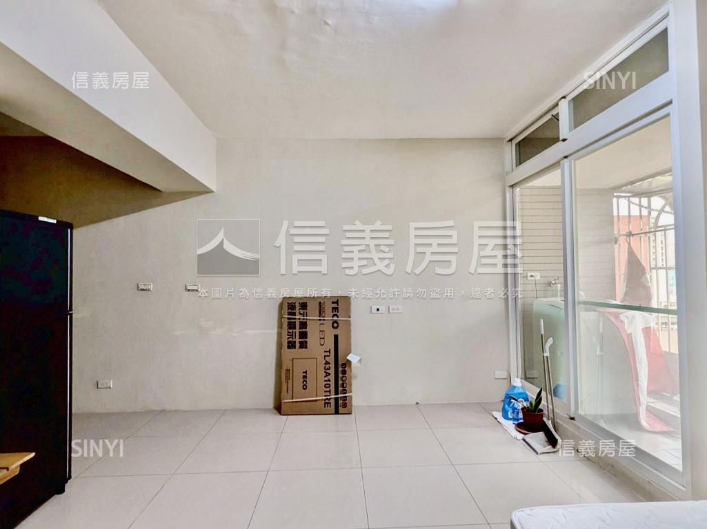 Ｏ４捷運有陽台的精美套房房屋室內格局與周邊環境