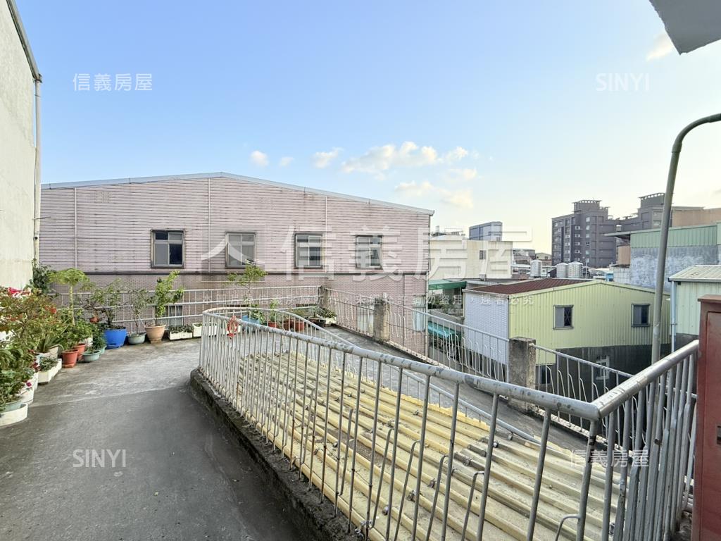有坡道不用走樓梯的公寓房屋室內格局與周邊環境