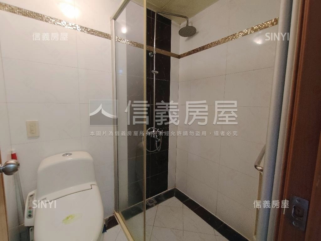 美學館高樓採光美宅平車房屋室內格局與周邊環境