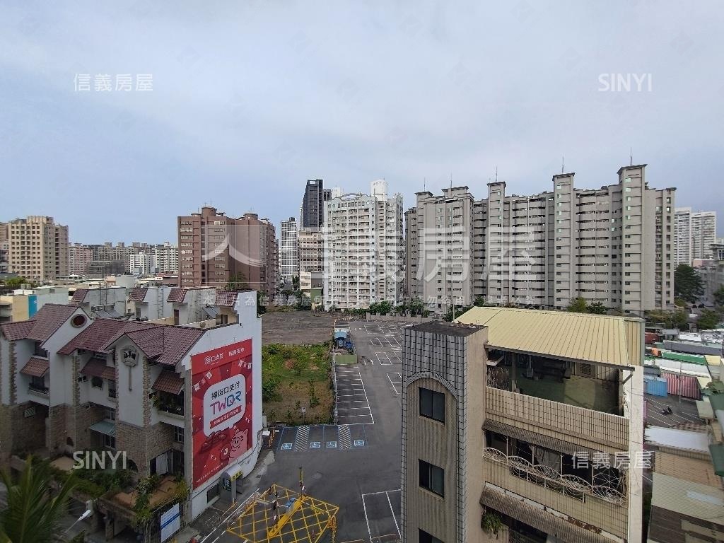 美學館高樓採光美宅平車房屋室內格局與周邊環境