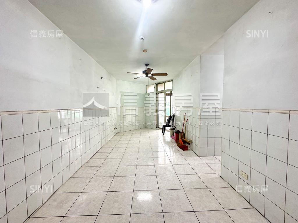 果貿三房小資好成家房屋室內格局與周邊環境