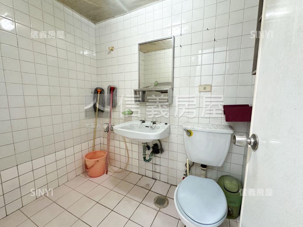 果貿三房小資好成家房屋室內格局與周邊環境