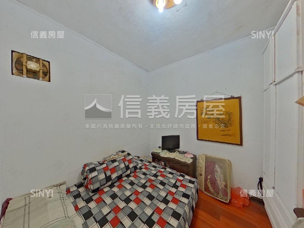 鳳吉四街，二樓美居房屋室內格局與周邊環境