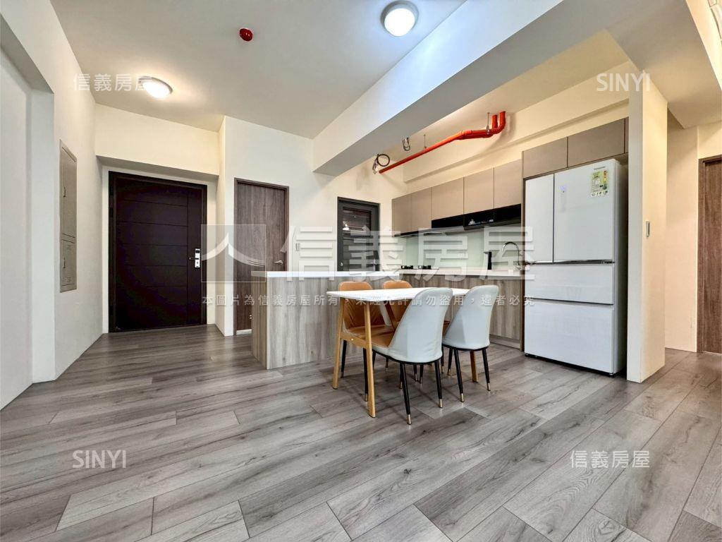 近漢神百貨三房平車房屋室內格局與周邊環境