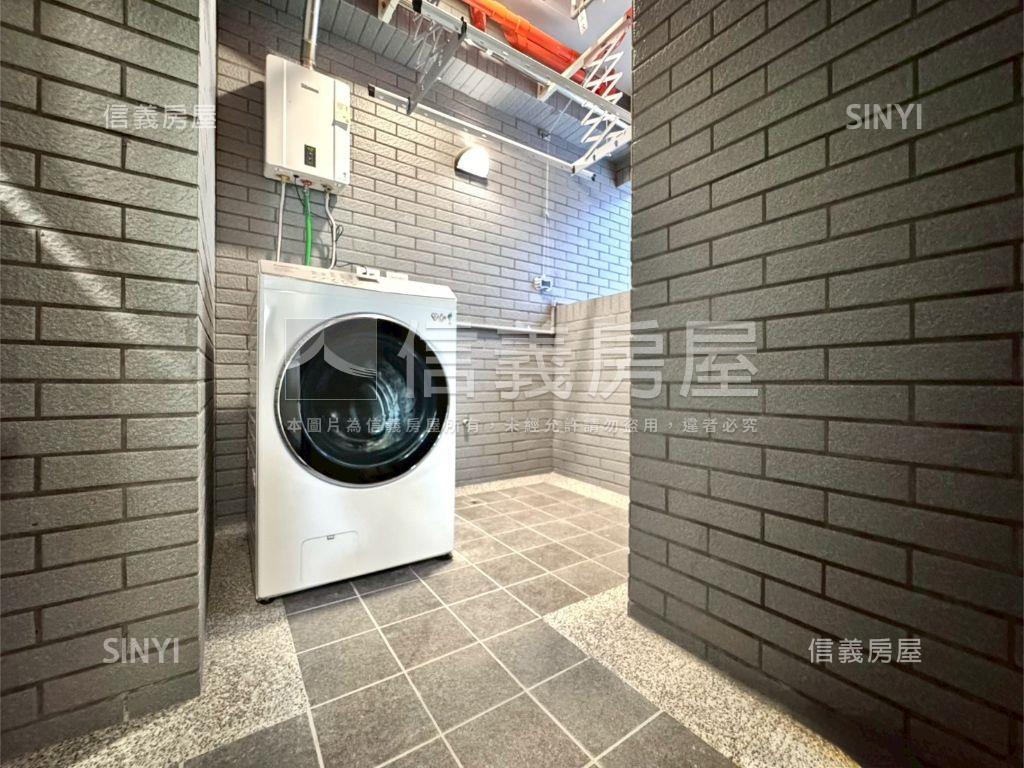 近漢神百貨三房平車房屋室內格局與周邊環境