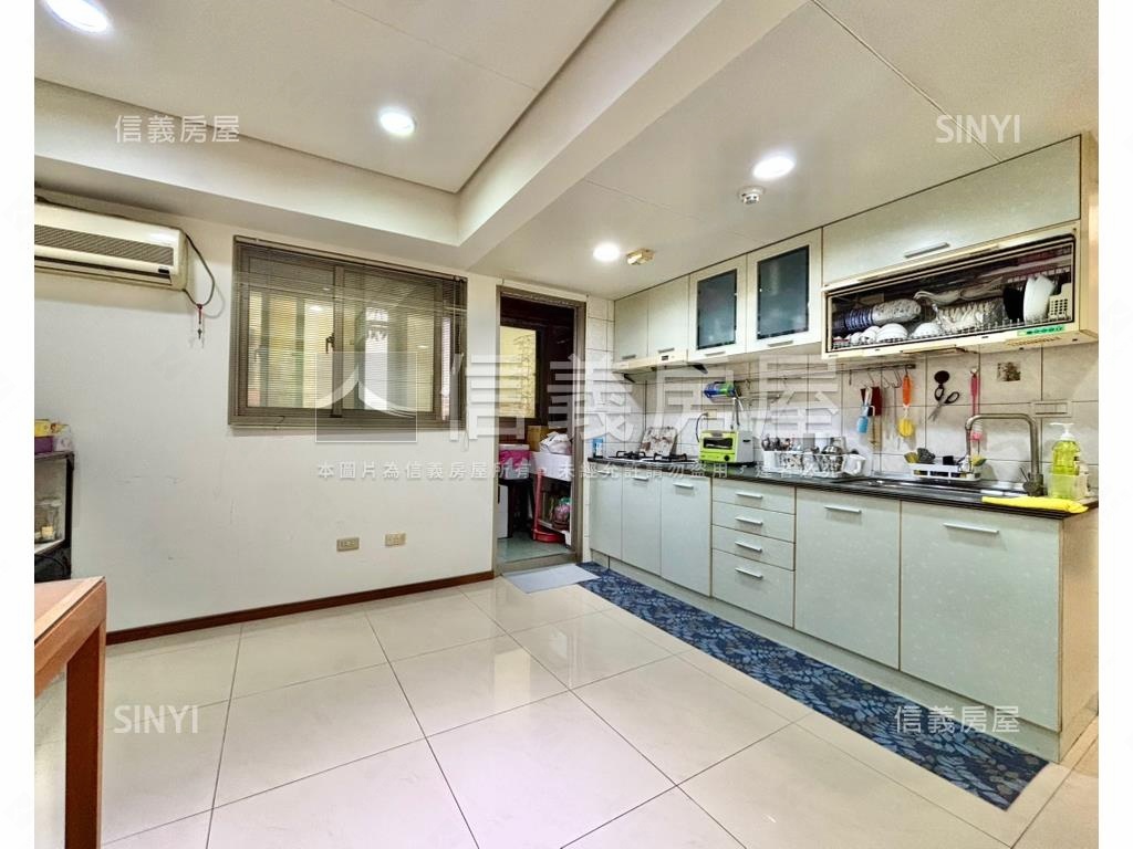 富麗堂皇●傳家寶四房車位房屋室內格局與周邊環境